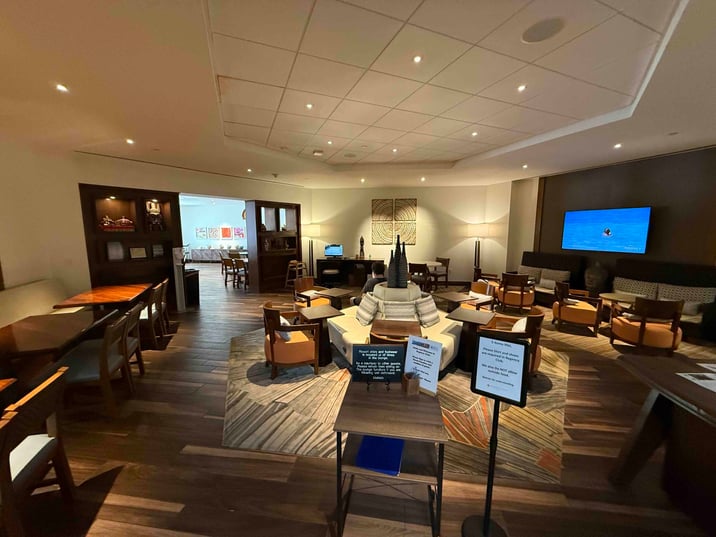 Hyatt Maui Regency Club Lounge | Credit: Robert Farrington